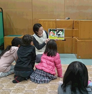 （イメージ）木曽山崎図書館のおはなし会（4歳くらいから小学生向け）