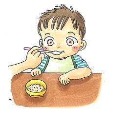 離乳食を食べている男の子の写真