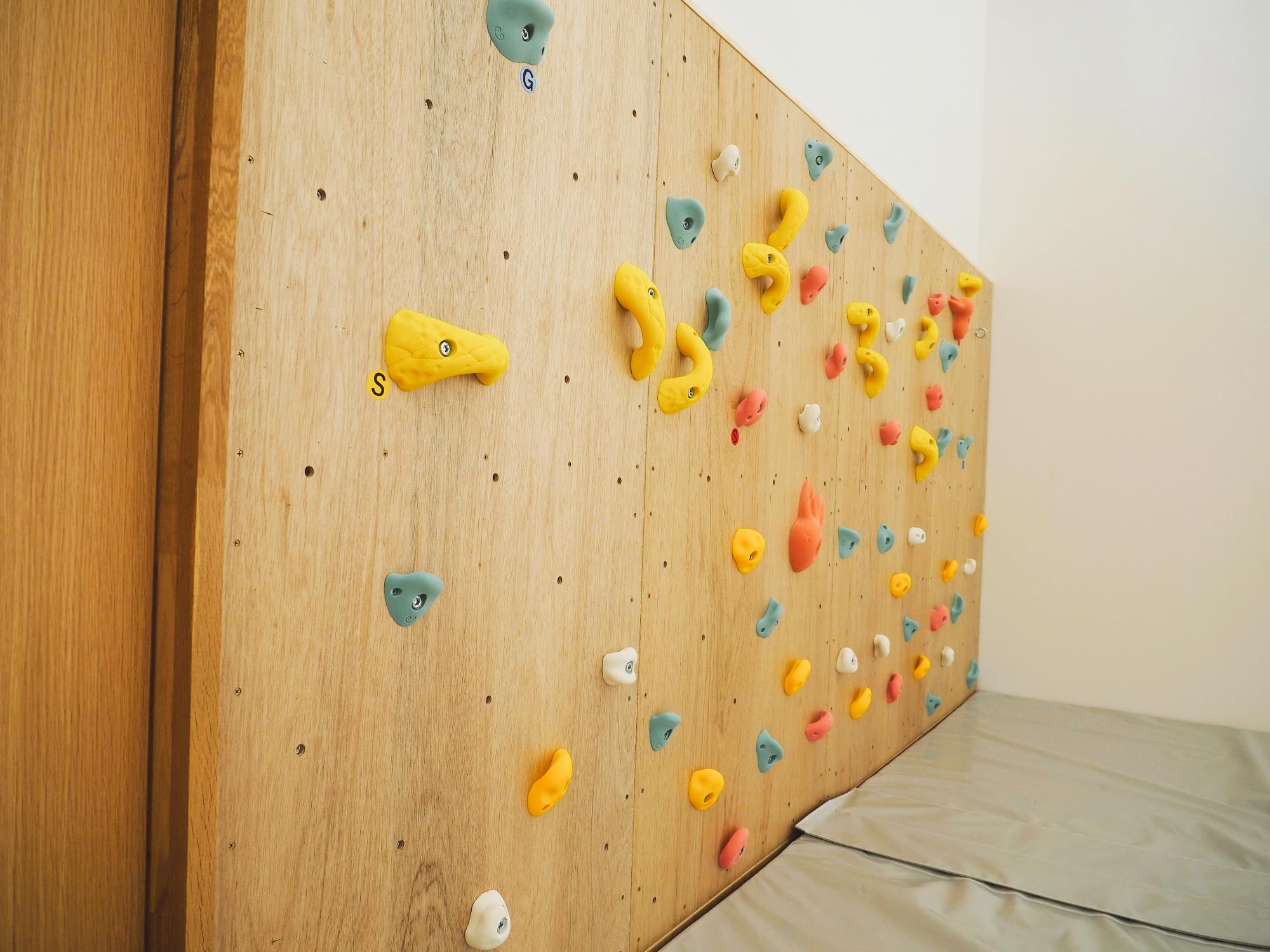 成瀬子どもクラブのボルダリング