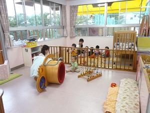 高ヶ坂保育園の0歳児室の写真